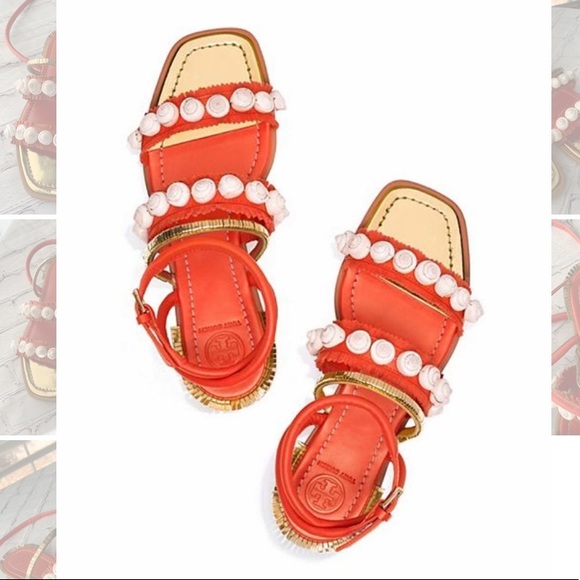Tory Burch Shoes - NWOT Tory Burch Sinclair Seashell Sandals